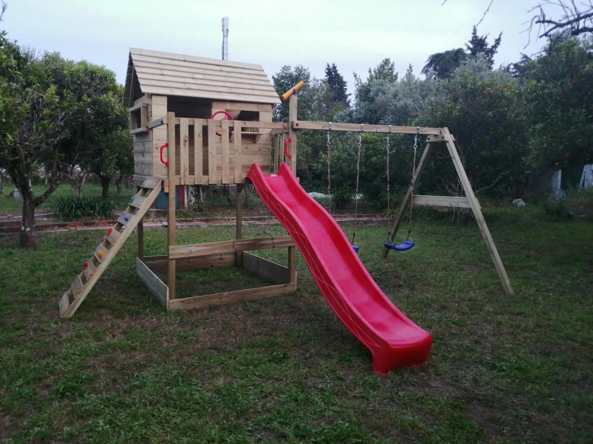 Casa Das Laranjeiras E Parque Infantil Azeitão Eksteriør billede